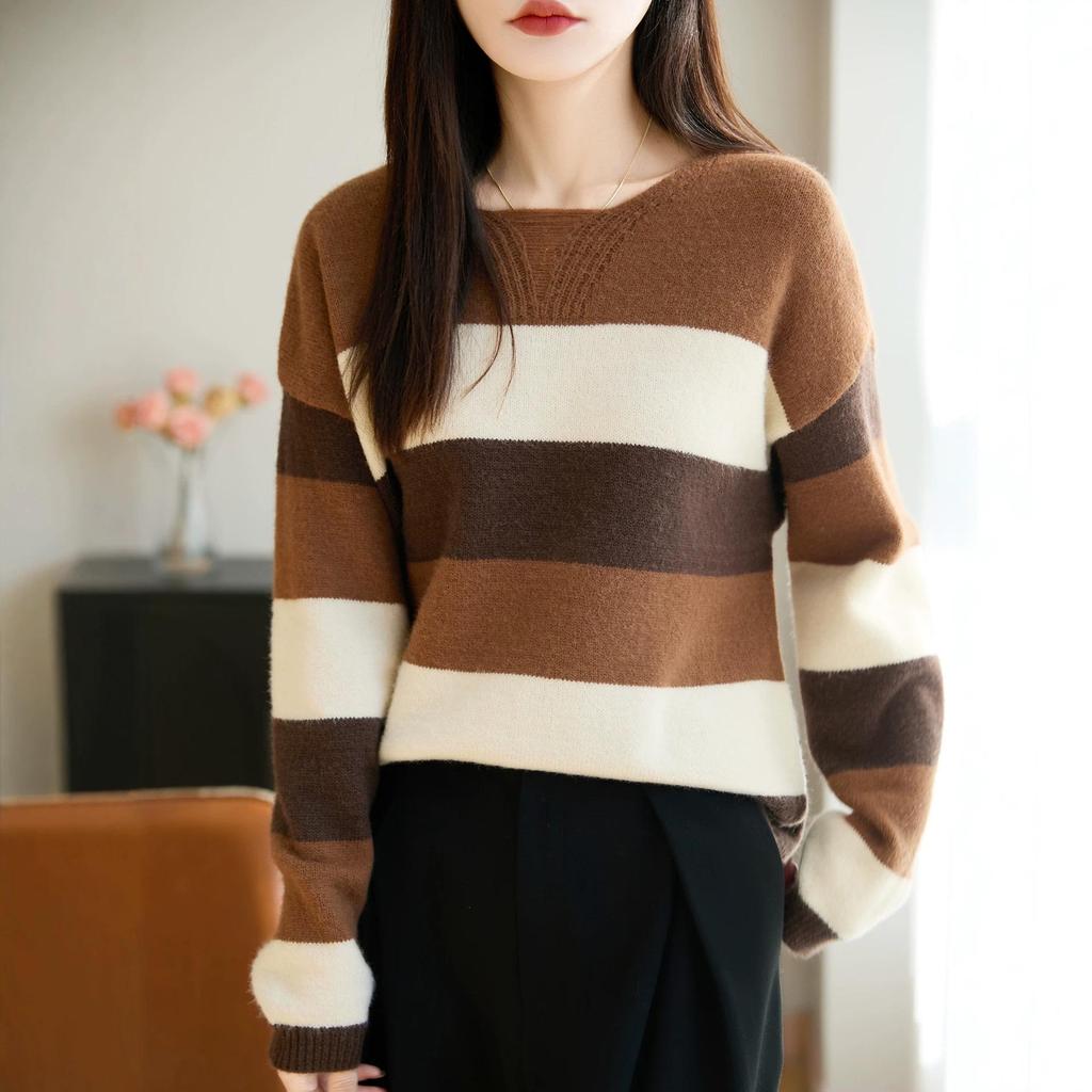 Color-Block Round Neck Knitwear: Soft, Versatile, and Comfortable for Women - Ideal for Spring and Autumn