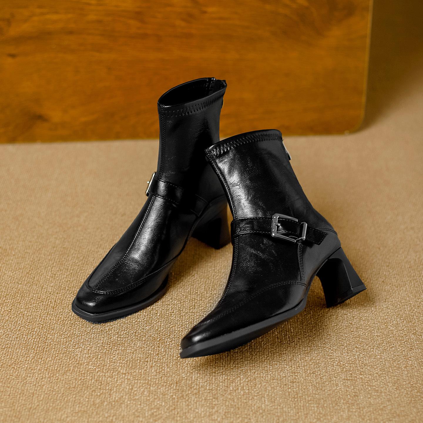 

Retro thin boots women s 2025 autumn new models are huge and good-looking French short boots are not tired of thick heels square head versatile bar 34 чёрный