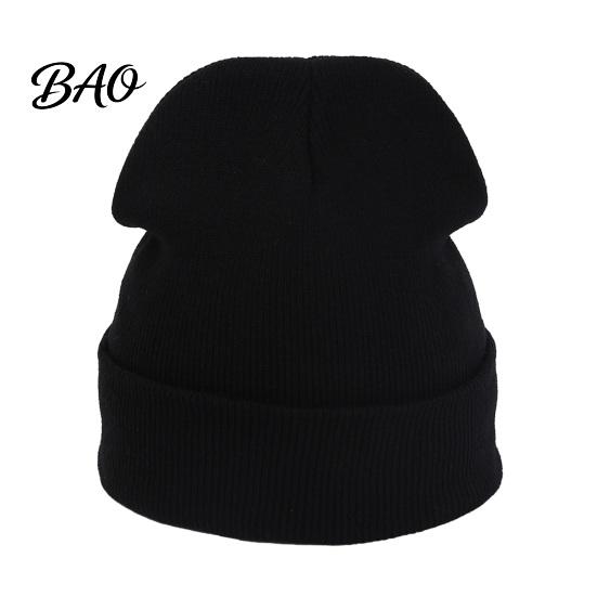 Winter Warm Beanies Hat Unisex Solid Color Knit Beanies, Classic Slouchy Skull Cap for Winter, Couple Matching Casual Headwear Men Women, Soft Thermal
