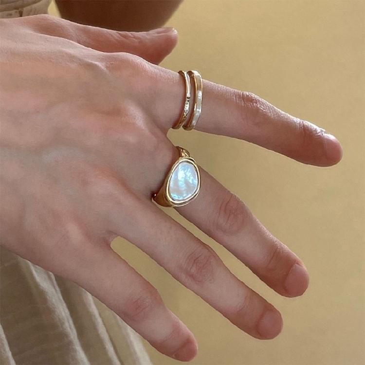 Youthful and Stylish Rings Designs for Those Who Appreciate Minimalistic Jewelry Statement Pieces Daily Casual Use