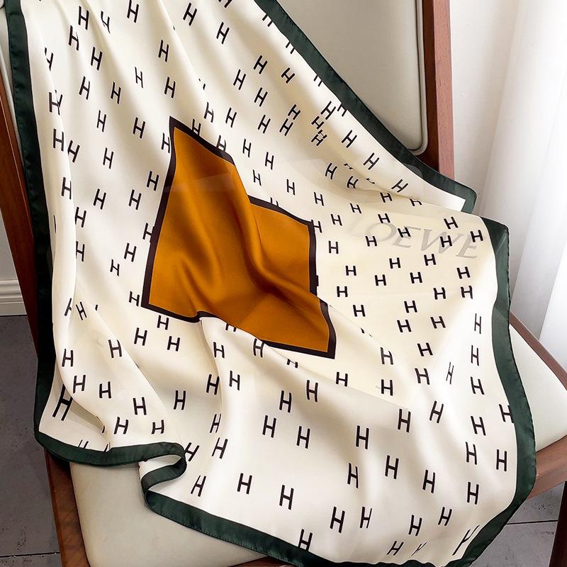 1116 New Korean Version Decorative Imitation Silk Small Silk Scarf Fashionable Foreign Style Spring and Autumn Professional Warm Scarf Spot Women