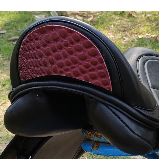 Leather Dressage Monoflap Saddle with Changeable Gullets – Elegant Cantle Design
