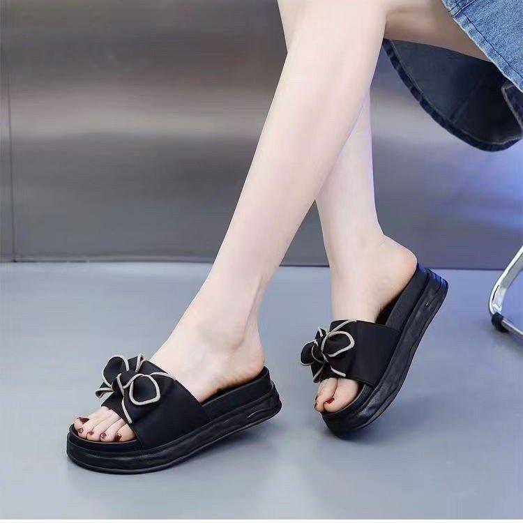 Slippers Female Summer Go Out Thick-soled Bow 2025 New Wear Soft-soled Fashion Fairy One-word Cool Slippers Explosion
