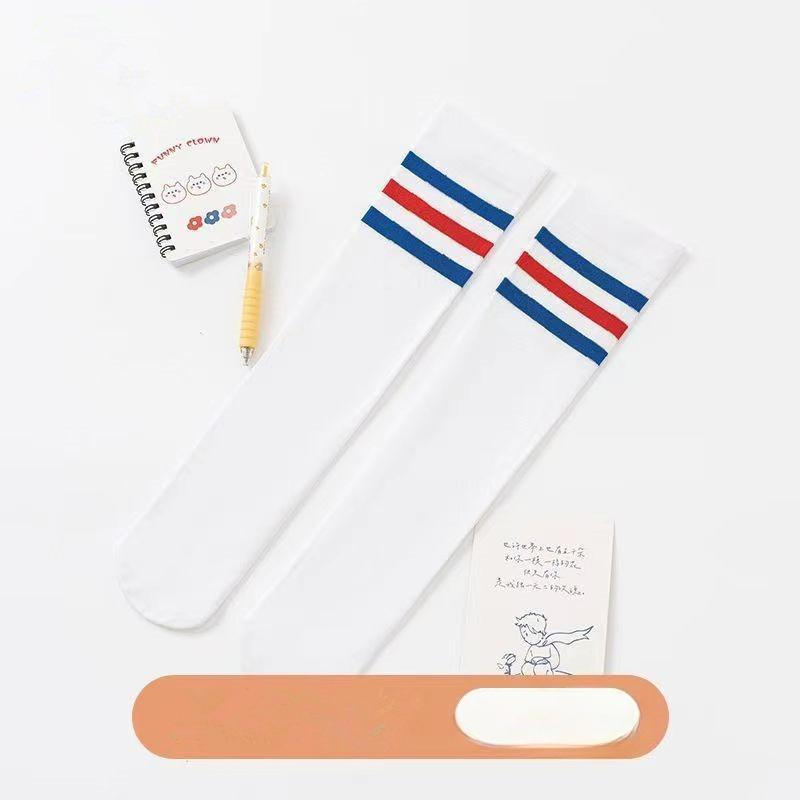Frühlings-, Herbst- und Winter-Kniestrümpfe für Mädchen, Herbst- und Winter-Studenten-Persönlichkeit Drei-Streifen-Damenstrümpfe, Einfarbige gestreifte Socken