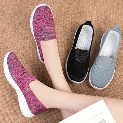 Women Casual Shoes Light Sneakers Breathable Mesh Summer Knitted Vulcanized Shoes Outdoor Slip-On Sock Shoes Plus Size Tennis