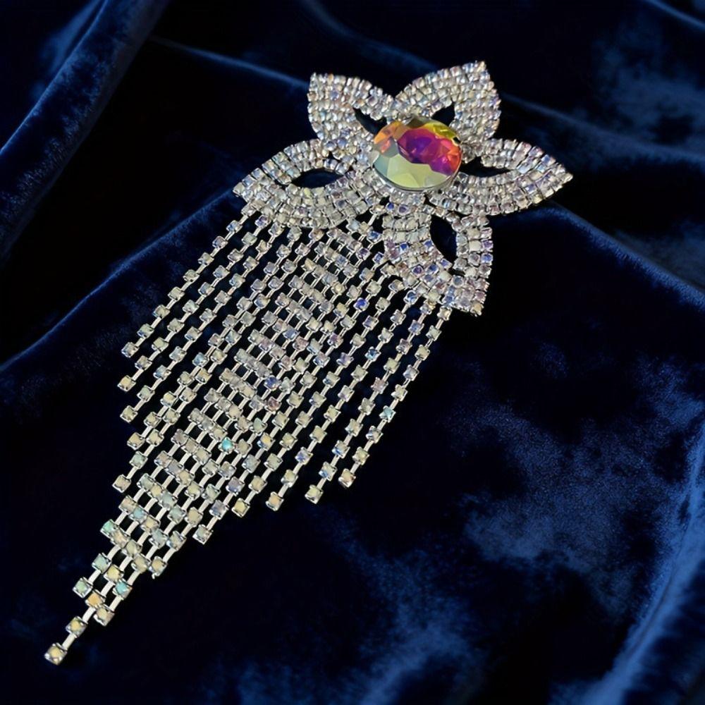 Fringe Shoulder Epaulets Sparkly AB Crystal Shoulder Ornament Rhinestone Epaulets Fashion Shoot