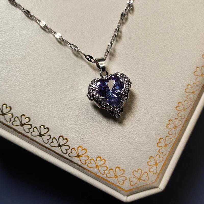 Korean Style Heart Necklace for Women - Light Luxury Clavicle Chain with Zirconium and Colored Crystal Pendant