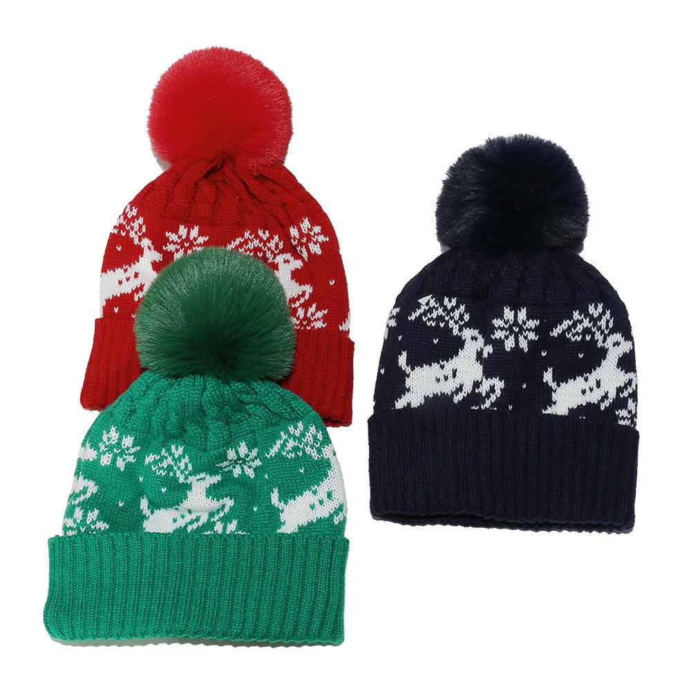 Autumn and winter wool hat, plush thickened warm ski hat, elk snowflake Christmas knitted hat children