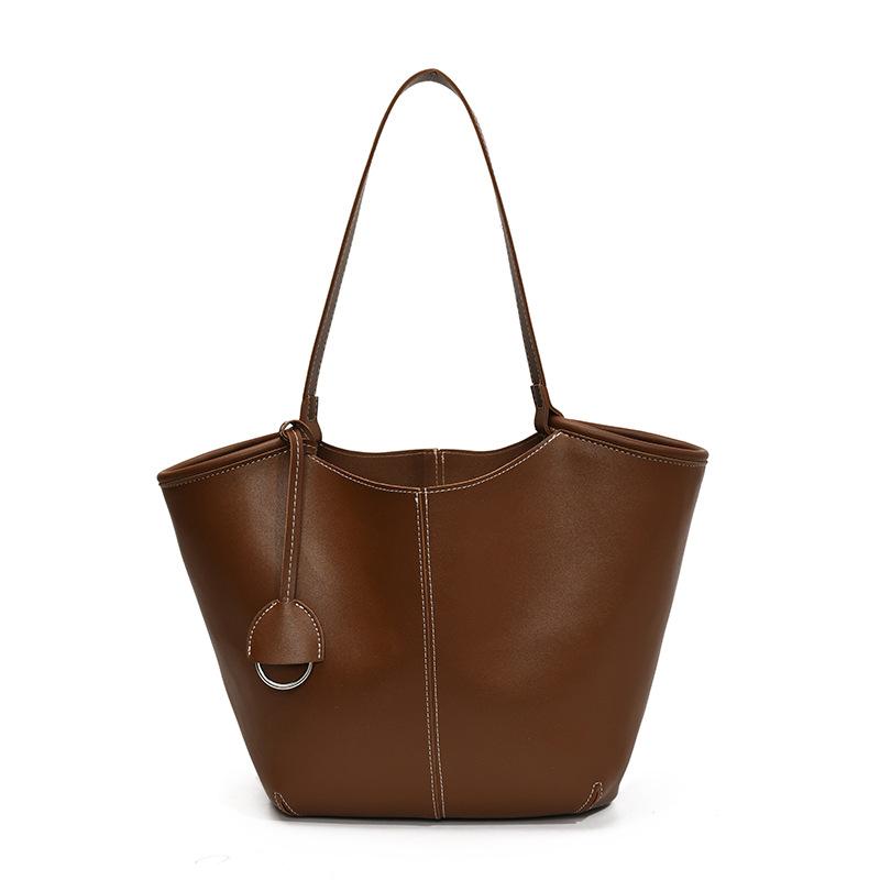 Premium Bag Women's 2025 New Popular Fashion Versatile Shoulder Bag Large Capacity Commuter Tote Bucket Bag