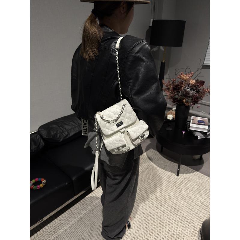 Rhombus backpack women s new fashion commuter shoulder bag chain small backpack schoolbag