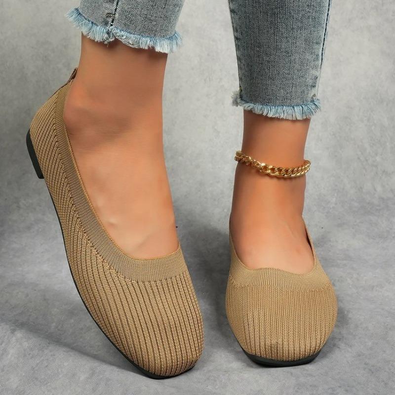 Women's Plus Size Round Toe Slip-On Knit Flats, Low Cut Casual Everyday Shoes