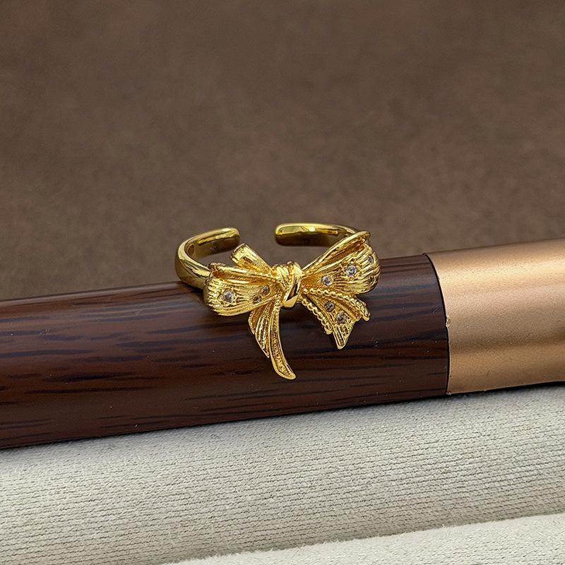 Sweet And Cool Girl Style Gold Bow Enamel Diamond Zir*****Pen Ring Niche High-End Feeling Stacked Ring Woman