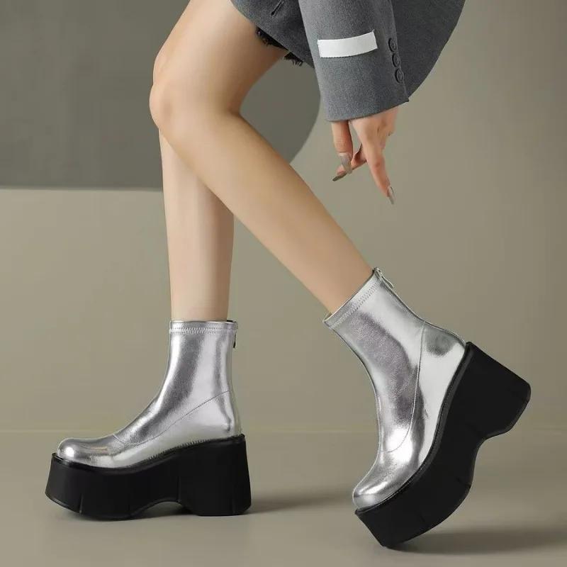 Cizme de damă mici cu platformă super înaltă și gleznă Cizme scurte noi de toamnă cu vârf rotund Cizme cu toc pană cu toc înalt