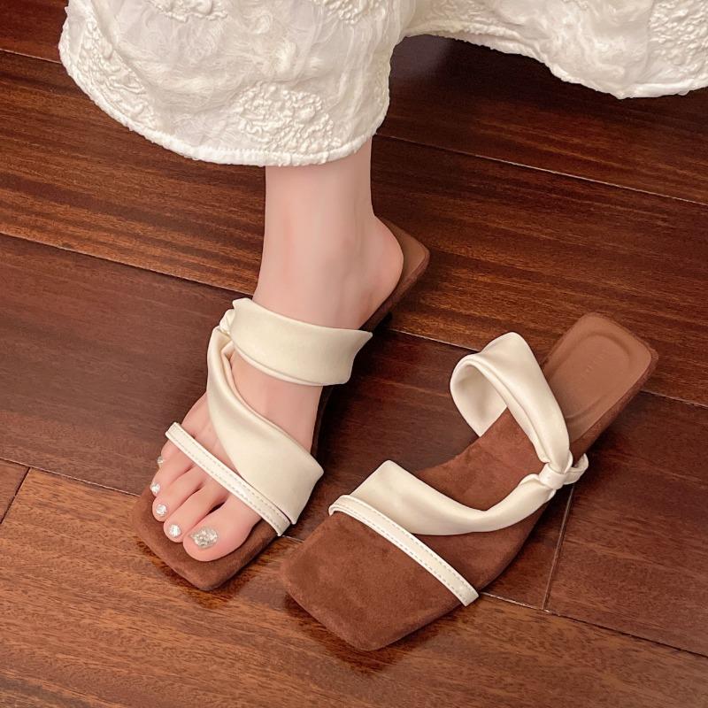 

Summer square head retro niche design sense wedge heel slippers women s casual open-toed high-heeled sandals 35 бежевый