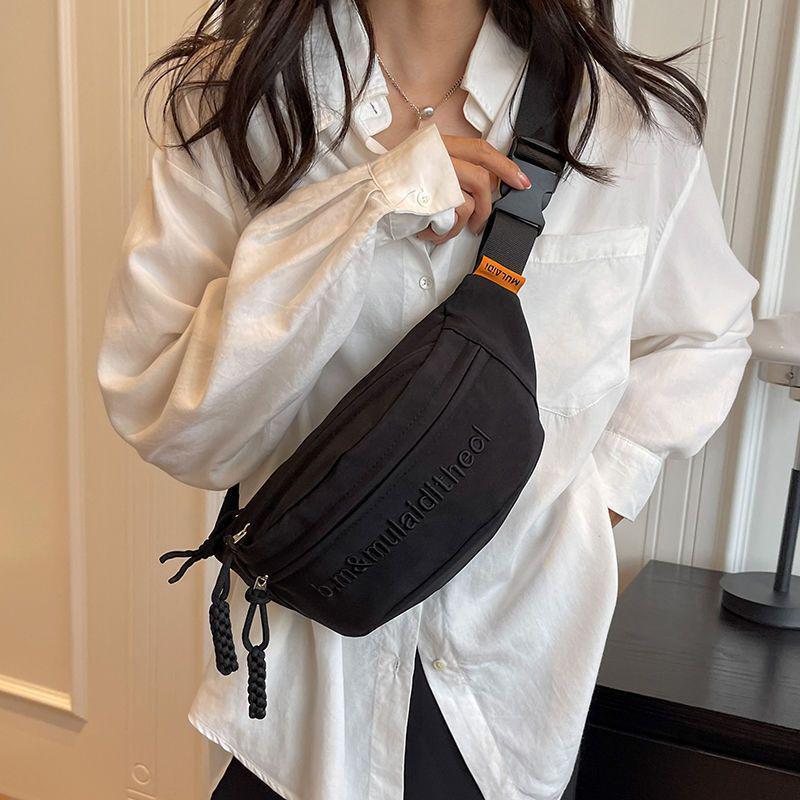 

2025 Women s High-End Niche Design Crossbody & Waist Bag - Trendy Internet Celebrity Style