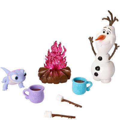 Mattel Disney Frozen Olaf/Salamander (with Fireplace Set) [figure and Accessory Set] [Ages 3 and Up] HLW62