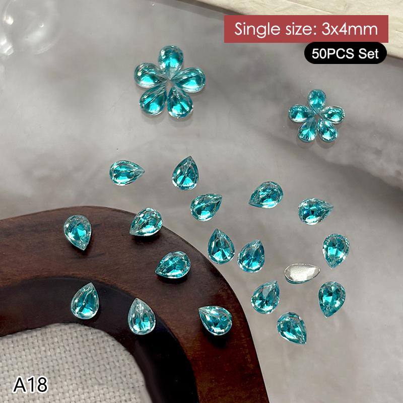 50 Stück Mehrfarbige Mini-Wassertropfen Zirkon Nail Art Strasssteine 3D Flachboden Kristallsteine Maniküre Dekoration