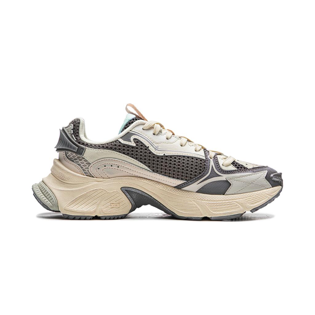 Li Ning Xingji Cushioning Abrasion Resistant Breathable Low Top Chunky Sneakers Women's Gray AGCW088-4