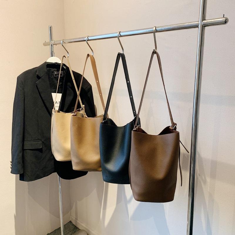 Tooxika French Retro Large Capacity Bucket Bag New Versatile Handbag Messenger Bag