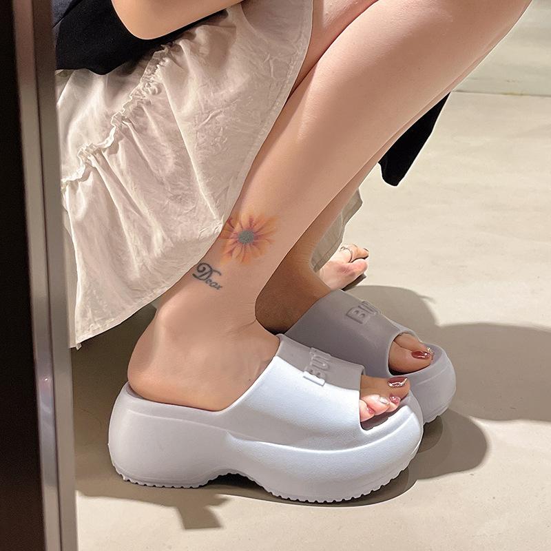 Fashion 2025 New Women Platform Slippers Casual Wedges Shoes Thick Sole Soft EVA Female Home Beach Slides Summer High Heel Sandals