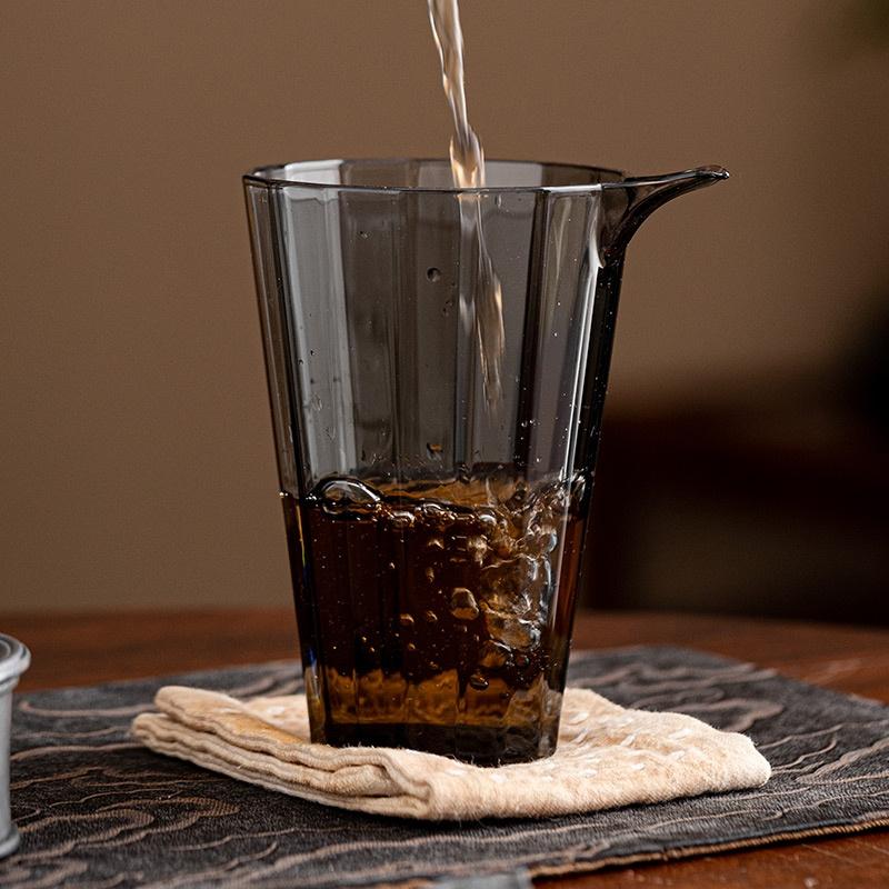 230ml Eagle Mouth Glass Fair Cup Heat-resistant Tea Dispenser Cha Hai Kung Fu Tea Household Justice Cup Teaset Serving Teacup