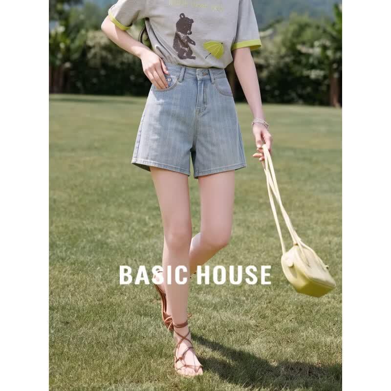 Basic House Women s Retro Light Wash Loose Denim Shorts L