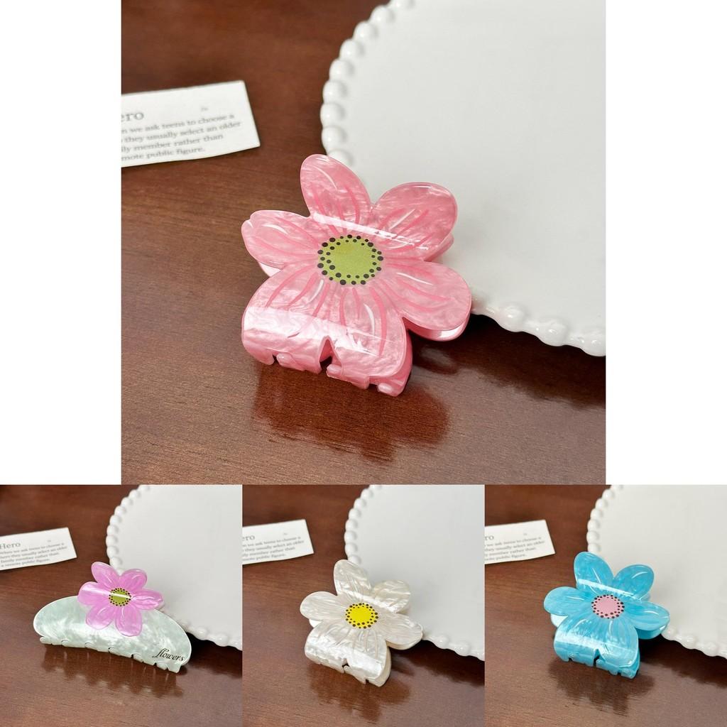 Chic And Versatile Floral Hair Claw Clips In Trendy Macaron Shades For Everyday Fashion