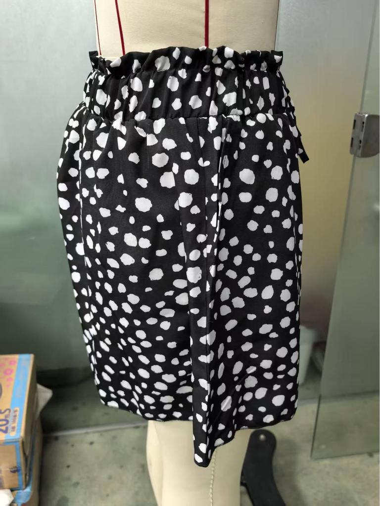 2026 Spring/Summer Women's High-Waisted Floral A-Line Casual Shorts - European Style, Versatile Vacation Wear