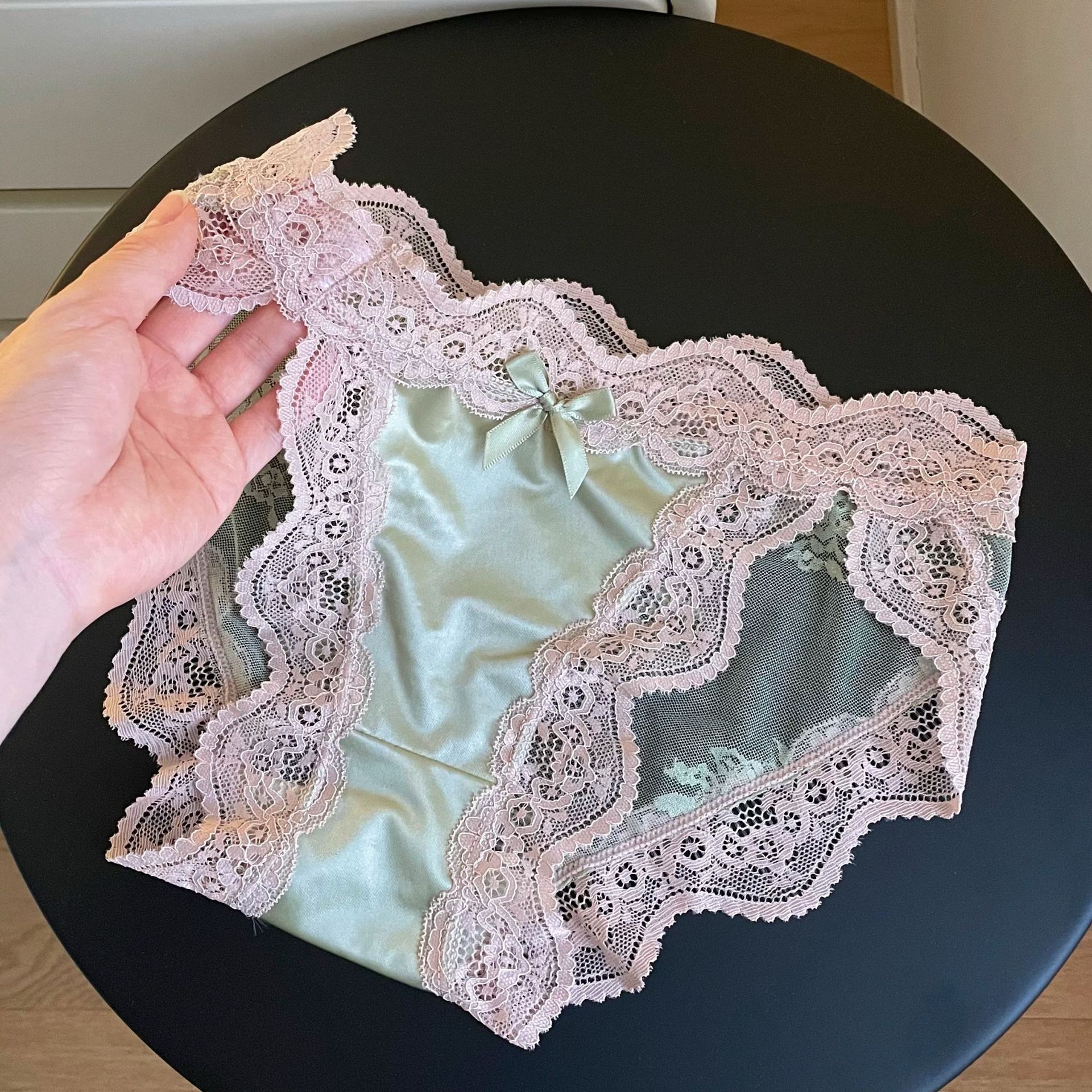 

Атласная сетка кружевная вставка бант женское нижнее белье сексуальное с низкой посадкой полое нижнее белье низкая посадка чистый хлопок чистое желание трусики L зелёный