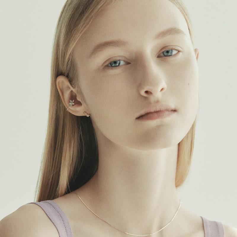 LUNNE 14k Triple Flower One-Touch Earrings (14k Gold) #B06