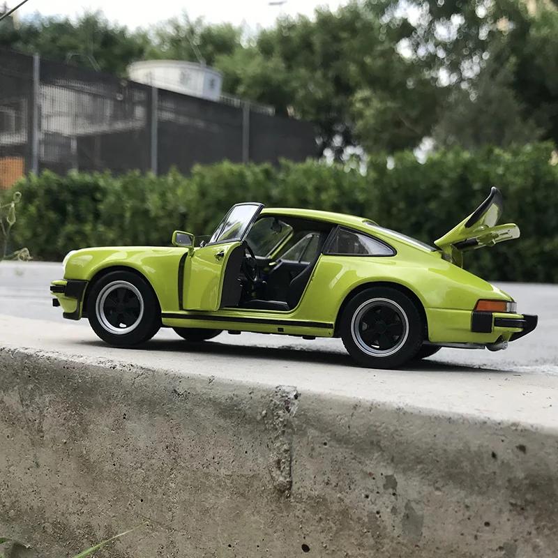 WELLY 1:24 1974 Porsche 911 Turbo 3.0 Alloy Sports Car Model Diecast Metal Toy Vehicle Car Model Simulation Collection Kids Gift
