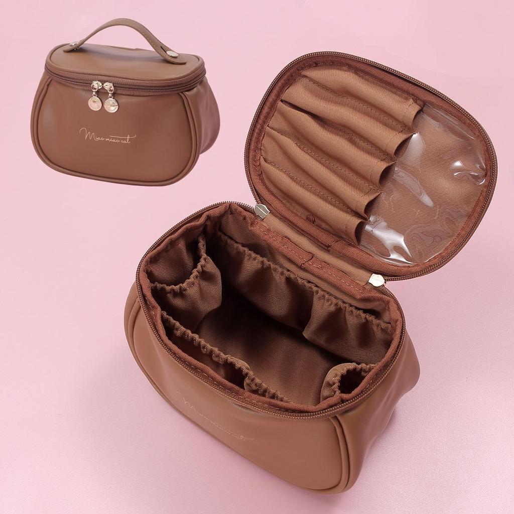 Stylish Large-Capacity Waterproof Makeup Bag with Handle – Portable Luxury Lipstick Storage