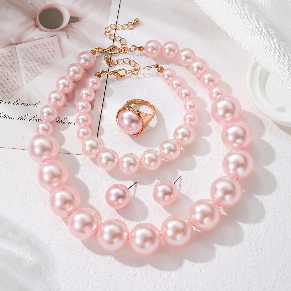 Retro Light Luxury French Five-piece Set, Pearl Jewelry Set, Women's Banquet Senior Versatile Girlfriend Gift