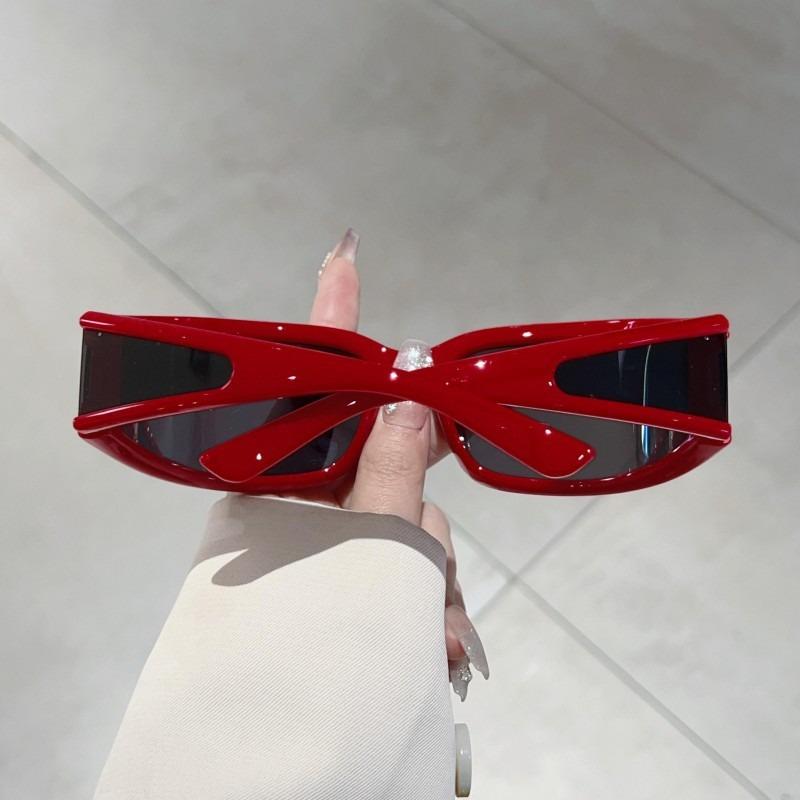 New Luxury Outdoor Windproof Sports Women Sunglasses Y2K Personality Retro Fashion Sunshade Design Men Cycling Glasses UV400