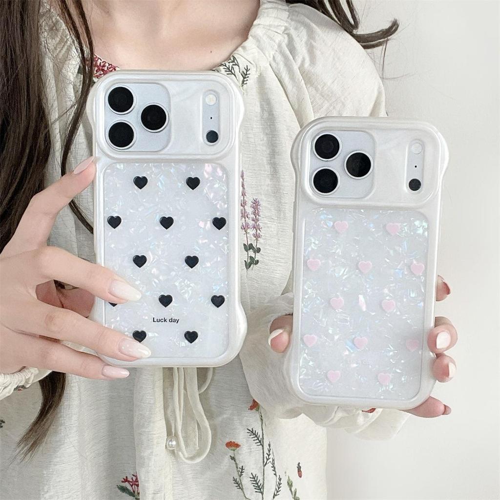 Heart Texture Anti-Fall Phone Case for iPhone 15/16/17 Pro Max