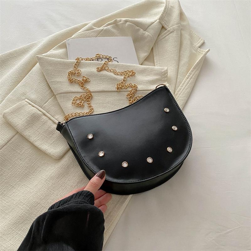 

Иностранная повседневная маленькая сумка 2024 года, новая женская сумка, летняя популярная сумка-мессенджер, сумка-седло, модная нишевая сумка через плечо чёрный