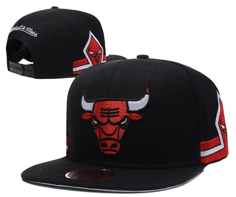 Chicago Bulls Cross Bull Embroidered Duckbill Cap, Unisex Korean Style Baseball Hat