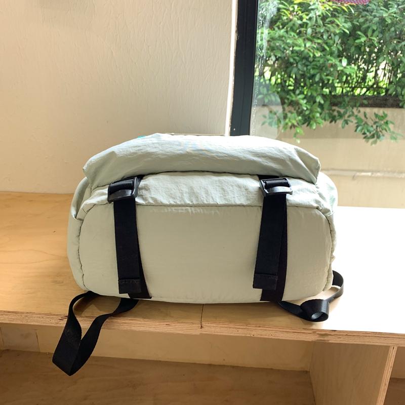 Zaino leggero con coulisse da esterno Zaino da studente ad alta capacità per viaggi