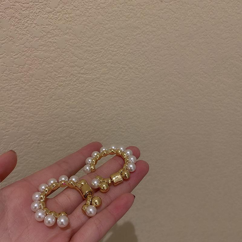 Silver Needle Diamond Pearl C-Shaped Earrings French Retro Premium Temperament Earrings Personality Light Luxury Earrings Women