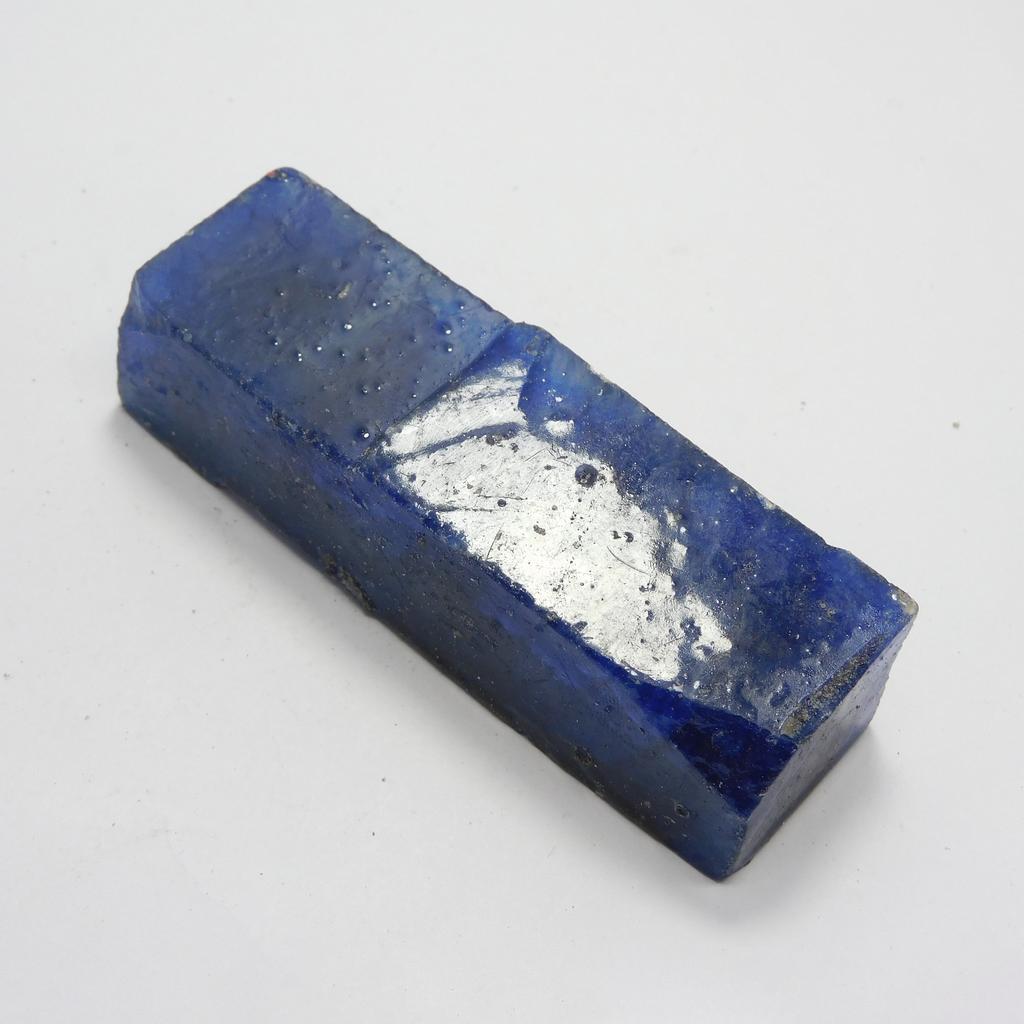 Dyed Rough Natural Blue Sapphire 447.85 Ct Uncut Rough Loose Gemstone CERTIFIED