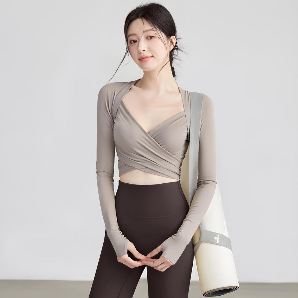 Autumn Yoga Set: Chest-Padded, Tight-Fit, Slimming, Long-Sleeve Training Top for Running & Sports