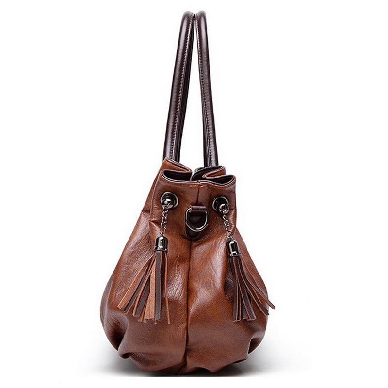 2021 Vintage Fashion High Capacity Tote Handbag Soft Leather Female Bag Casual Pleated Shoulder Bag Tassel Design Bag for Women