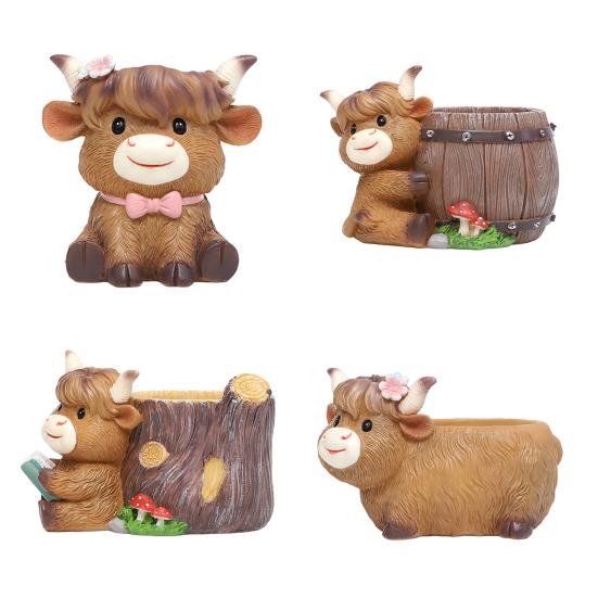 Highland Cow Planter Pot Cute Animal Resin Flower Pot with Drainage Hole Small Scottish Cow Planter for Boho Home Desk Patio Decor