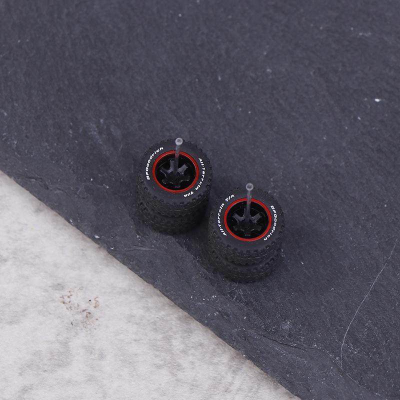 1 Pair Of 1/64 Off-Road Wheels 15Mm Dia Rubber Tires + Wheel 1:64 Model Car Suv Modified Parts For Remote Control Car