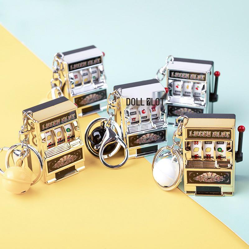 Mini Fruit Slot Machine Keychain: Novelty Digital Lottery Finger Toy Simulation