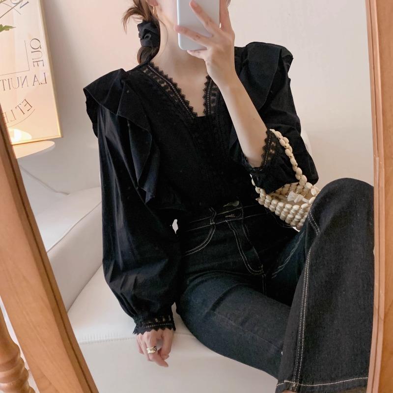 Korean Fashion Lace V-neck Splicing Ruffle Shirt Women Elegant Loose Casual Puff Long Sleeve Blouse New Casual Female Simple Tops Ladies Clothes 2772