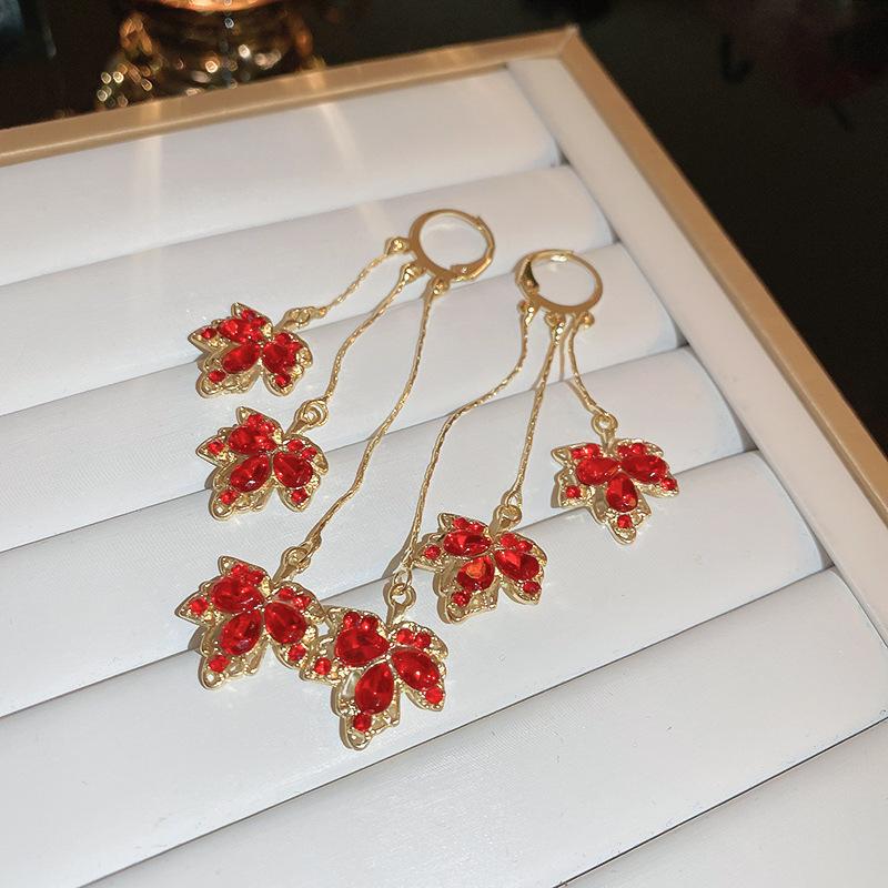 French Burgundy Love Petal Fringed Earrings Niche Fashion Trendy Stud Earrings Earrings Women
