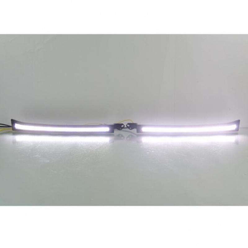 Toyota Land Cruiser 4500/4700 LC100 Scheinwerfer-Augenbrauen-Dekoration mit Tagfahrlicht (07-Jahre)