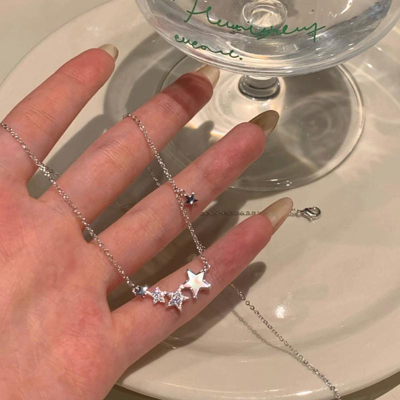Romantic Starry River Necklace: Women s Luxury Star Pendant with Cool, Minimalist Style