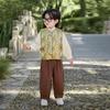Conjunto de Três Peças Hanfu de Outono para Meninos: Traje Étnico de Performance Infantil com Botão de Sapo, Perfeito para o Jardim de Infância.